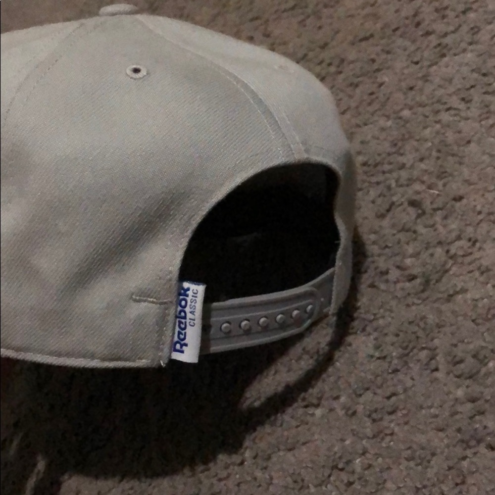 SnapBack - Picture 2 of 3
